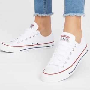 EUC Converse All Star Chuck Taylors, size 7